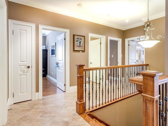 884 Barbados St, House detached with 3 bedrooms, 2 bathrooms and 4 parking in Oshawa ON | Image 7