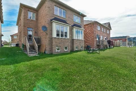 9 Interlude Dr, House semidetached with 4 bedrooms, 3 bathrooms and 3 parking in Brampton ON | Image 10
