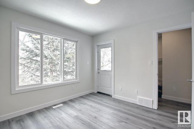 2 - 10927 80 Ave Nw, House semidetached with 3 bedrooms, 3 bathrooms and null parking in Edmonton AB | Image 23