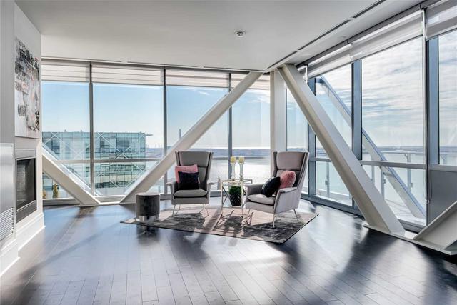 PH-1404 - 29 Queens Quay E, Condo with 4 bedrooms, 4 bathrooms and 2 parking in Toronto ON | Image 20