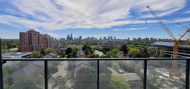 909 - 2885 Bayview Ave, Condo with 1 bedrooms, 2 bathrooms and 1 parking in North York ON | Image 3