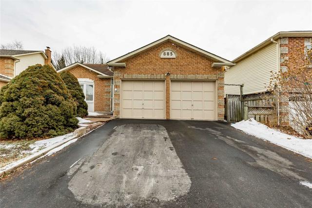 885 Walton Crt, House detached with 3 bedrooms, 3 bathrooms and 4 parking in Whitby ON | Image 34