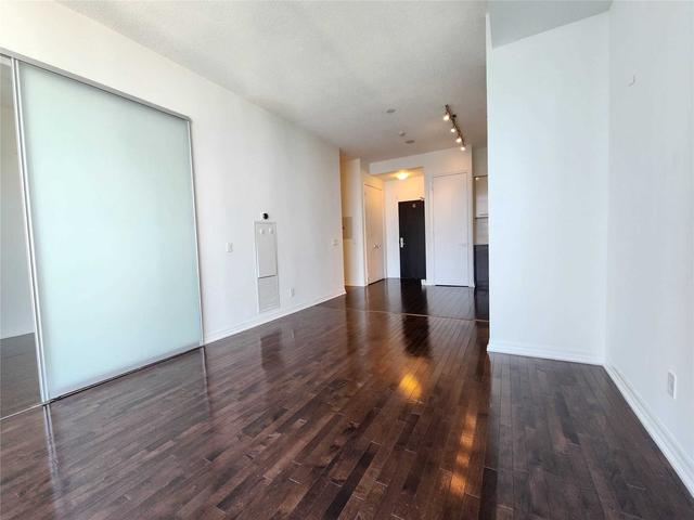 PH205 - 770 Bay St, Condo with 1 bedrooms, 1 bathrooms and 1 parking in Toronto ON | Image 10