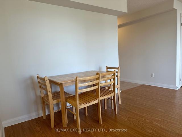 803 - 7373 Kennedy Rd, Condo with 2 bedrooms, 1 bathrooms and 1 parking in Markham ON | Image 18