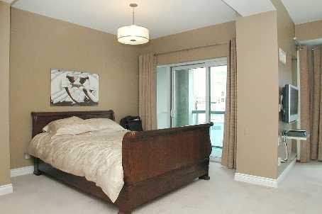 PH-21 - 168 Simcoe St, Condo with 1 bedrooms, 3 bathrooms and 1 parking in Toronto ON | Image 3