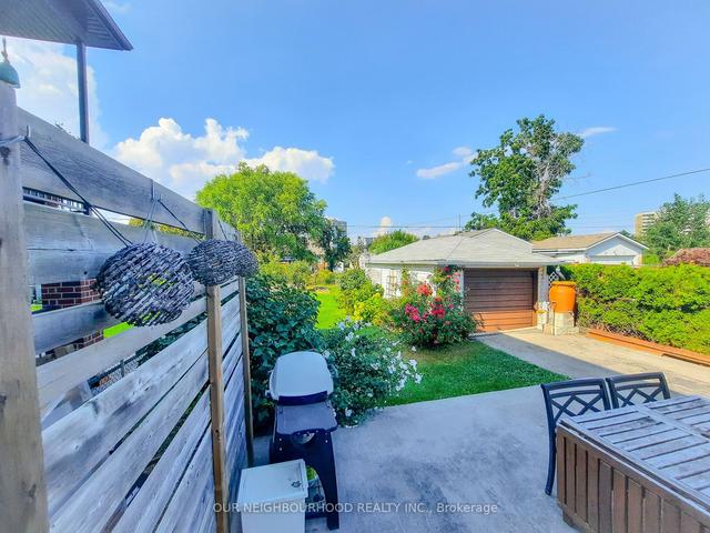 MAIN - 20 Braeburn Ave, House detached with 2 bedrooms, 1 bathrooms and 3 parking in Etobicoke ON | Image 3