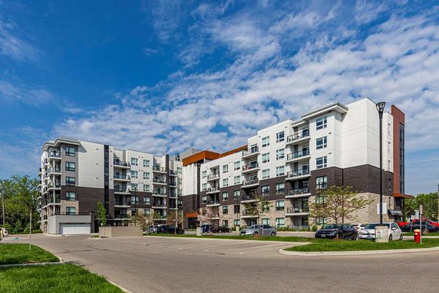 517 - 320 Plains Rd, Condo with 1 bedrooms, 1 bathrooms and null parking in Burlington ON | Image 3