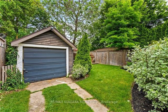 MAIN - 3 Linden St, House detached with 3 bedrooms, 1 bathrooms and 1 parking in Saint Catharines ON | Image 16