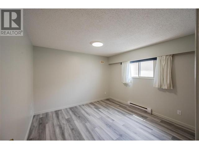11214 Adams Ave, House detached with 3 bedrooms, 1 bathrooms and 2 parking in Summerland BC | Image 17