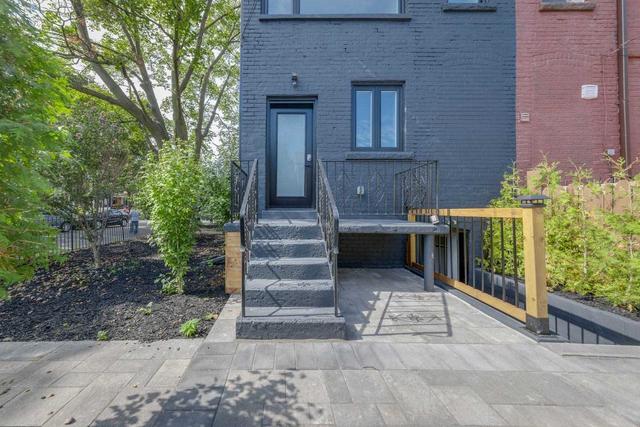 MAIN - 429 Brock Ave, House other with 2 bedrooms, 1 bathrooms and 0 parking in Toronto ON | Image 13