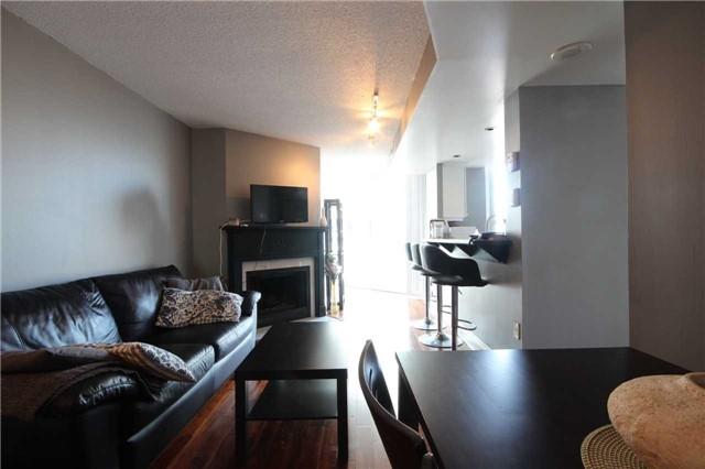 PH13 - 725 King St W, Condo with 2 bedrooms, 1 bathrooms and 1 parking in Toronto ON | Image 4