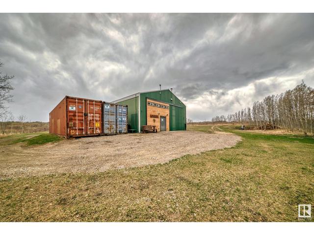 25113 Twp Rd 272, House detached with 3 bedrooms, 2 bathrooms and null parking in Rocky View County AB | Image 49