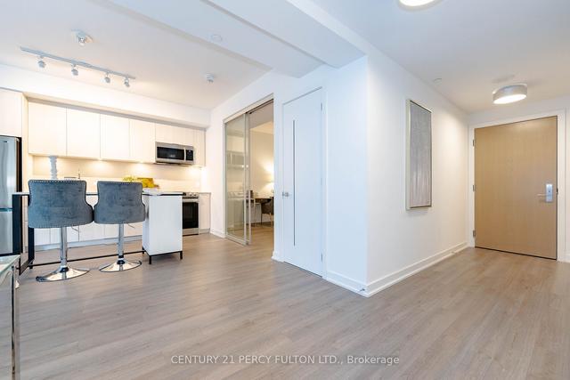 1809 - 357 King St W, Condo with 3 bedrooms, 2 bathrooms and 0 parking in Toronto ON | Image 11