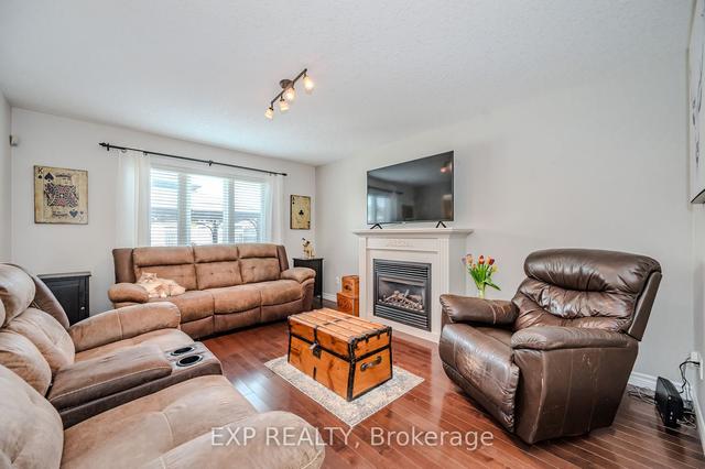 16 Creighton Ave, House detached with 3 bedrooms, 4 bathrooms and 4 parking in Guelph ON | Image 38
