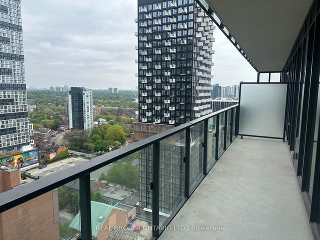 2204 - 47 Mutual St, Condo with 2 bedrooms, 2 bathrooms and 0 parking in Toronto ON | Image 13