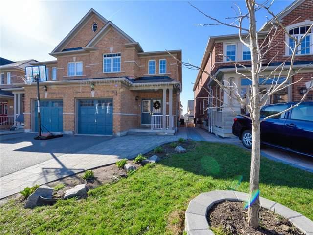 90 Andriana Cres, House semidetached with 4 bedrooms, 3 bathrooms and 1 parking in Markham ON | Image 1