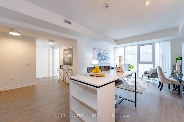 1809 - 357 King St W, Condo with 3 bedrooms, 2 bathrooms and 0 parking in Toronto ON | Image 19