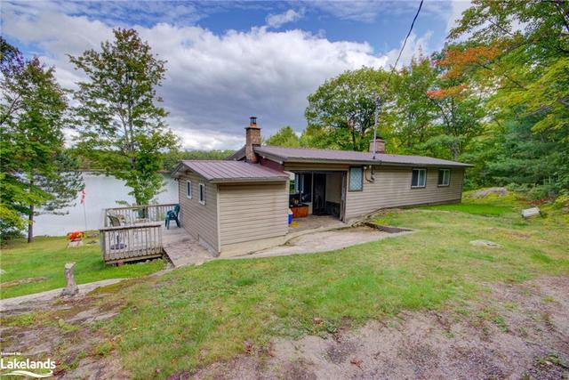 49 Dayeo Dr, House detached with 2 bedrooms, 1 bathrooms and 4 parking in Georgian Bay ON | Image 27