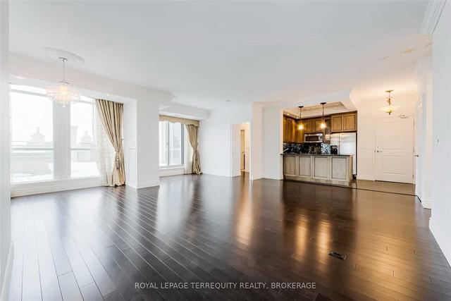 2001 - 628 Fleet St, Condo with 2 bedrooms, 2 bathrooms and 1 parking in Toronto ON | Image 5
