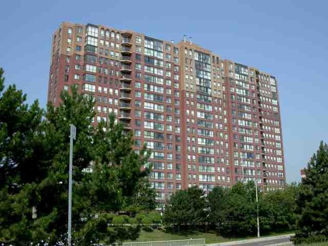 PH1907 - 330 Mccowan Rd, Condo with 2 bedrooms, 2 bathrooms and 1 parking in Toronto ON | Image 1