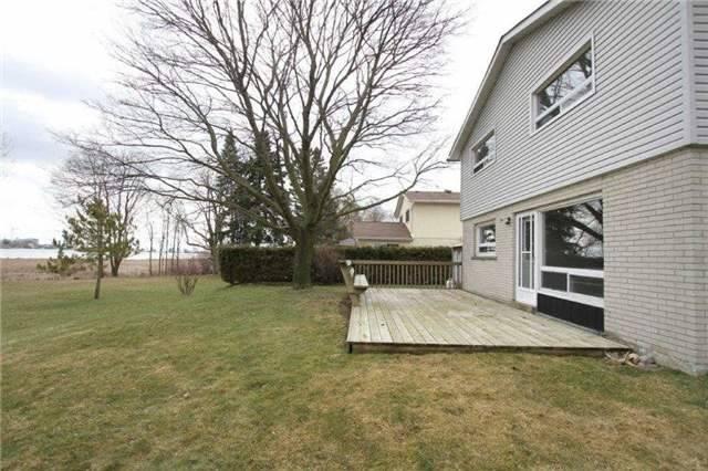 960 Vistula Dr, House detached with 4 bedrooms, 2 bathrooms and 3 parking in Pickering ON | Image 13
