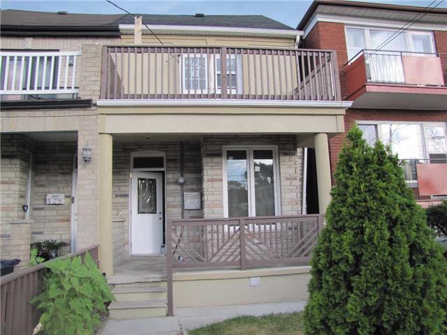 MAIN - 127 Corbett Ave, Home with 1 bedrooms, 1 bathrooms and null parking in York ON | Image 1