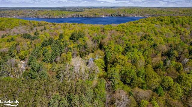 1350 Fawn Lake Rd, House detached with 2 bedrooms, 2 bathrooms and 6 parking in Bracebridge ON | Image 35