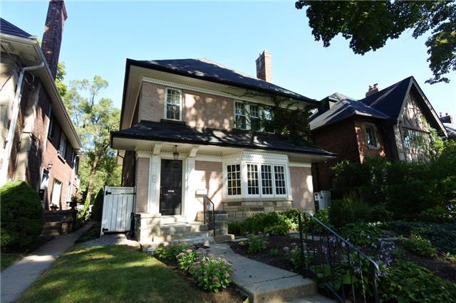 MAIN - 38 Whitehall Rd, House detached with 2 bedrooms, 1 bathrooms and 1 parking in Toronto ON | Image 1