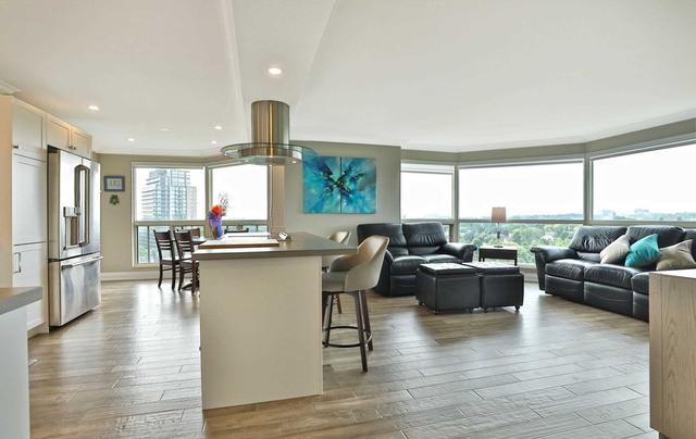 909 - 1800 The Collegeway, Condo with 2 bedrooms, 2 bathrooms and 2 parking in Mississauga ON | Image 2