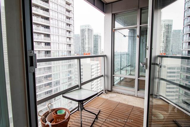 2109 - 2181 Yonge St, Condo with 2 bedrooms, 2 bathrooms and 1 parking in Toronto ON | Image 19