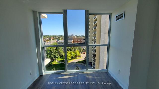 909 - 1461 Lawrence Ave W, Condo with 2 bedrooms, 2 bathrooms and 1 parking in Toronto ON | Image 3