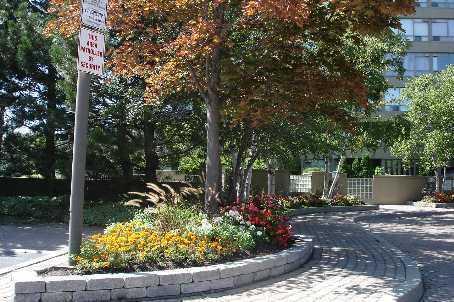 PH2 - 10 Torresdale Ave, Condo with 2 bedrooms, 2 bathrooms and 1 parking in North York ON | Image 1