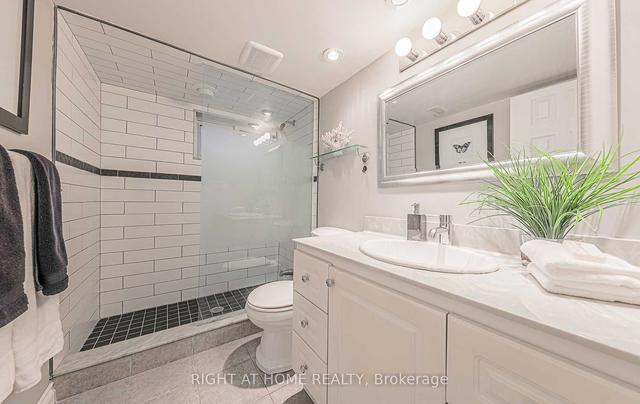 MAIN - 252 Euclid Ave, House semidetached with 3 bedrooms, 2 bathrooms and 1 parking in Toronto ON | Image 15