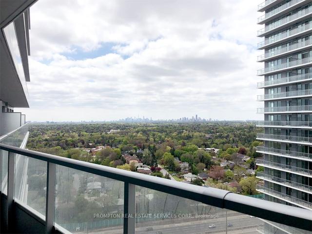 2907 - 117 Mcmahon Dr, Condo with 1 bedrooms, 1 bathrooms and 1 parking in Toronto ON | Image 2