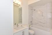 PH-211 - 460 Adelaide St E, Condo with 1 bedrooms, 1 bathrooms and 0 parking in Toronto ON | Image 3