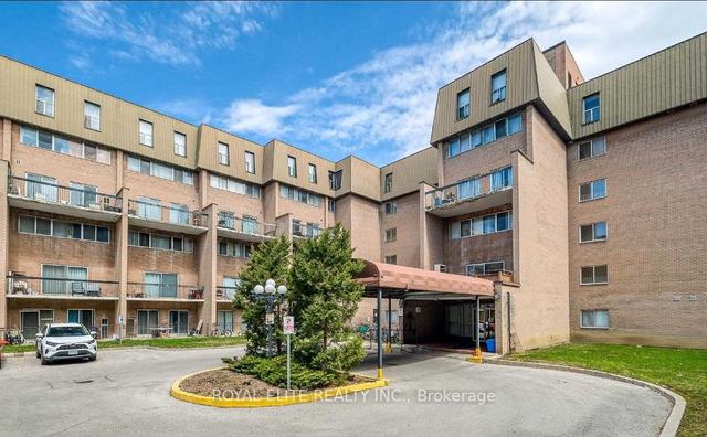 168 - 165 Cherokee Blvd, Townhouse with 1 bedrooms, 1 bathrooms and 1 parking in North York ON | Image 4