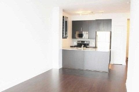 909 - 530 St Clair Ave W, Condo with 1 bedrooms, 1 bathrooms and 1 parking in Toronto ON | Image 2