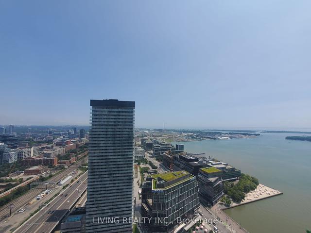 4807 - 138 Downes St, Condo with 2 bedrooms, 2 bathrooms and 0 parking in Toronto ON | Image 6