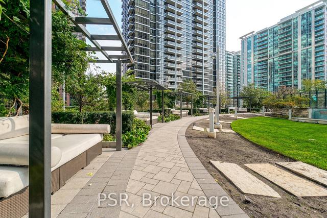 1301 - 2 Anndale Dr, Condo with 1 bedrooms, 1 bathrooms and 1 parking in Toronto ON | Image 32