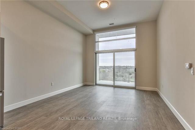 709 - 1600 Hyde Park Rd, Condo with 3 bedrooms, 1 bathrooms and 0 parking in London ON | Image 5