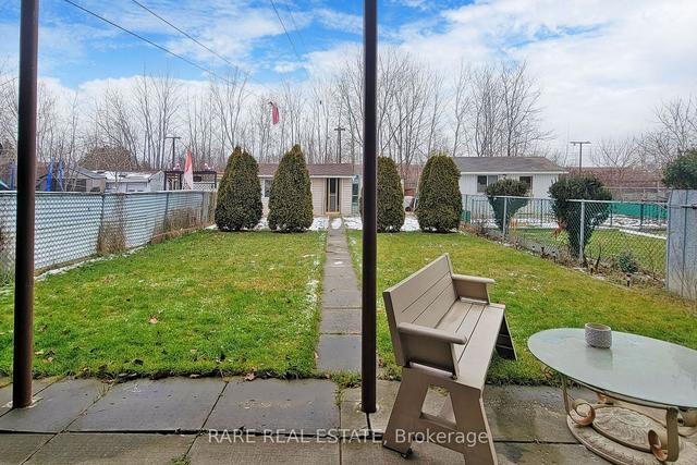 MAIN - 191 Cabana Dr, House semidetached with 1 bedrooms, 1 bathrooms and 1 parking in North York ON | Image 2