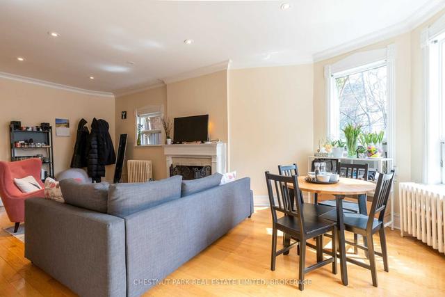 MAIN - 110 Lowther Ave, House detached with 2 bedrooms, 2 bathrooms and 1 parking in Toronto ON | Image 22