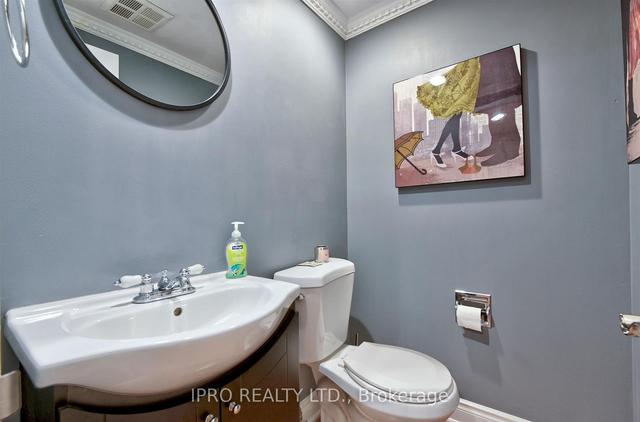 406 - 55 Lombard St, Condo with 1 bedrooms, 2 bathrooms and 1 parking in Toronto ON | Image 25