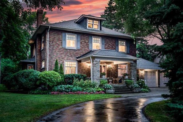 960 Meadow Wood Rd, House detached with 4 bedrooms, 3 bathrooms and 19 parking in Mississauga ON | Image 1