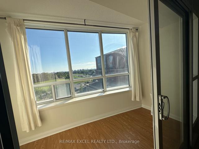 803 - 7373 Kennedy Rd, Condo with 2 bedrooms, 1 bathrooms and 1 parking in Markham ON | Image 11