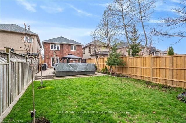 973 Knotty Pine Grove, House detached with 4 bedrooms, 3 bathrooms and 6 parking in Mississauga ON | Image 33