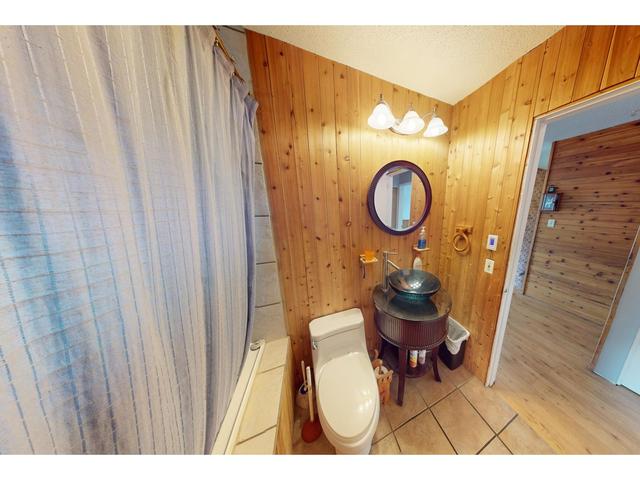 52 Ridgemont Dr, House detached with 3 bedrooms, 2 bathrooms and 4 parking in Fernie BC | Image 10