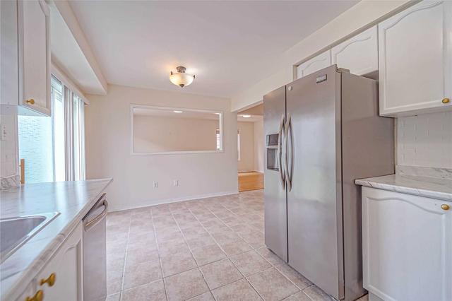 MAIN - 32 Waterdale Rd, House detached with 3 bedrooms, 3 bathrooms and 2 parking in Brampton ON | Image 11