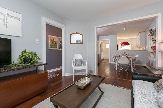 MAIN - 253 Mcroberts Ave, House semidetached with 3 bedrooms, 1 bathrooms and 1 parking in Toronto ON | Image 11