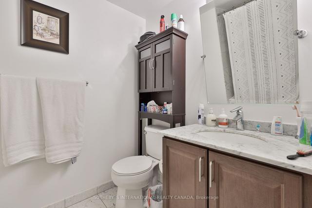 PH-201 - 8 Scollard St, Condo with 2 bedrooms, 2 bathrooms and 1 parking in Toronto ON | Image 17